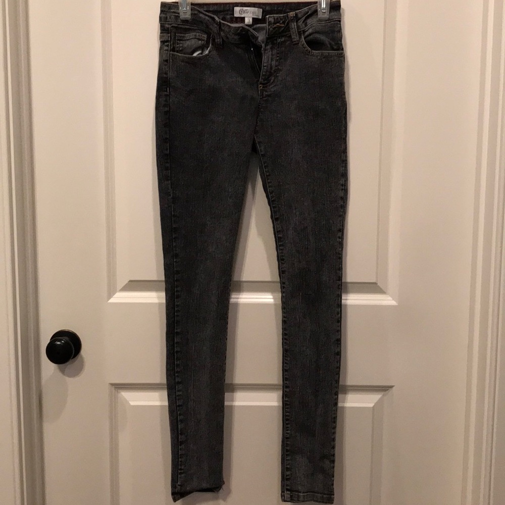 High waisted acid wash super skinny jeans.
